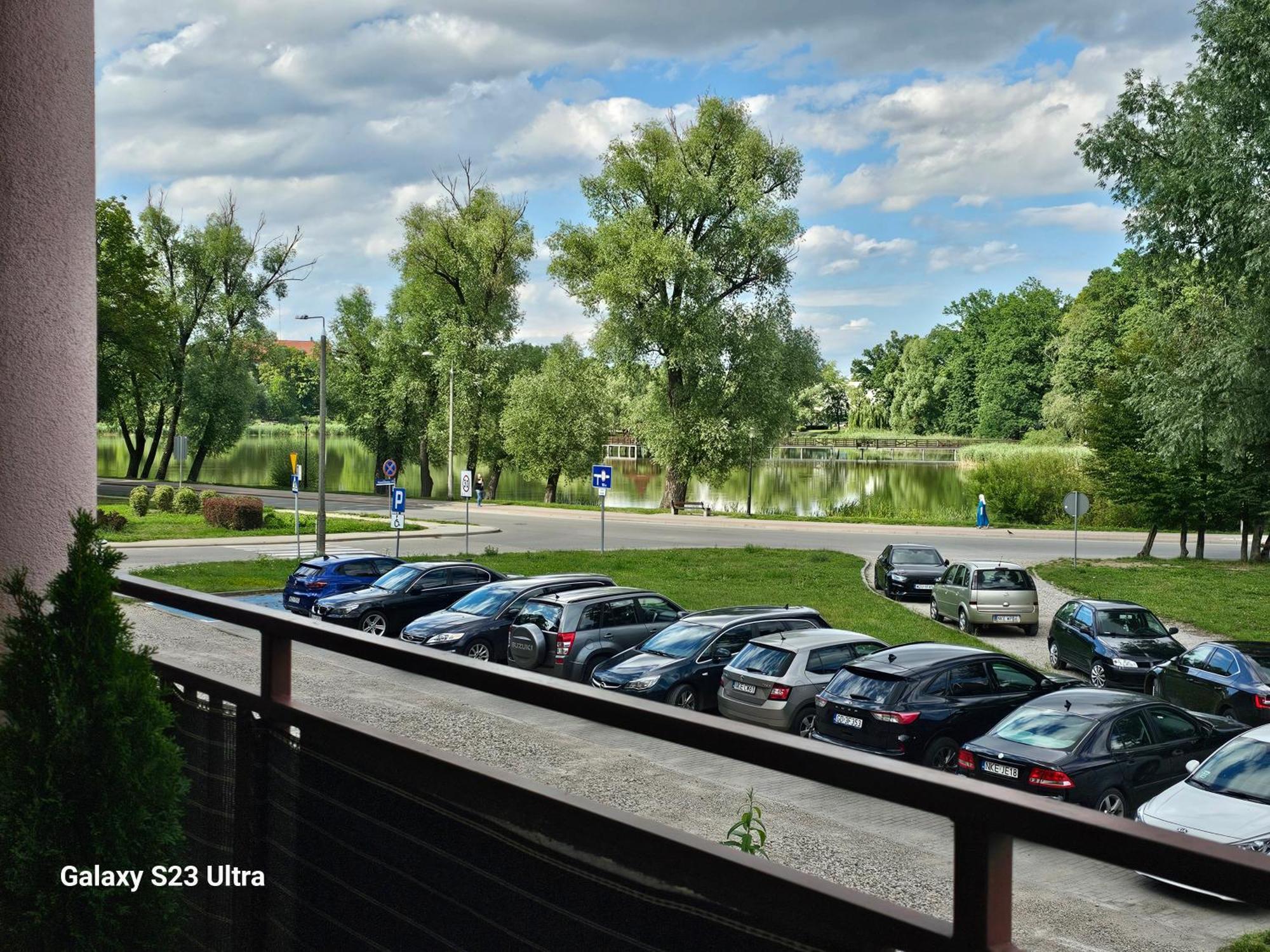 Apartament W Centrum Z Widokiem Na Jeziorko Кентшин Экстерьер фото