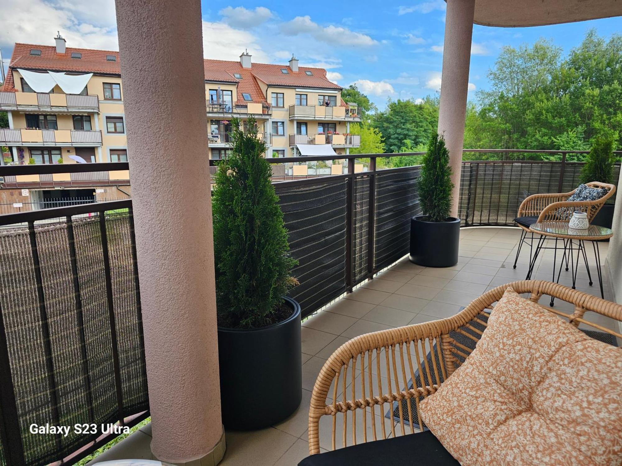 Apartament W Centrum Z Widokiem Na Jeziorko Кентшин Экстерьер фото