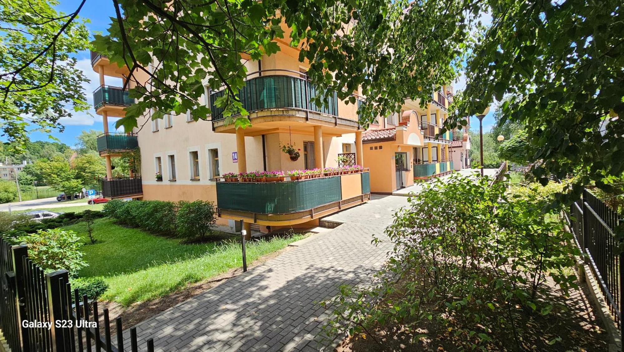 Apartament W Centrum Z Widokiem Na Jeziorko Кентшин Экстерьер фото