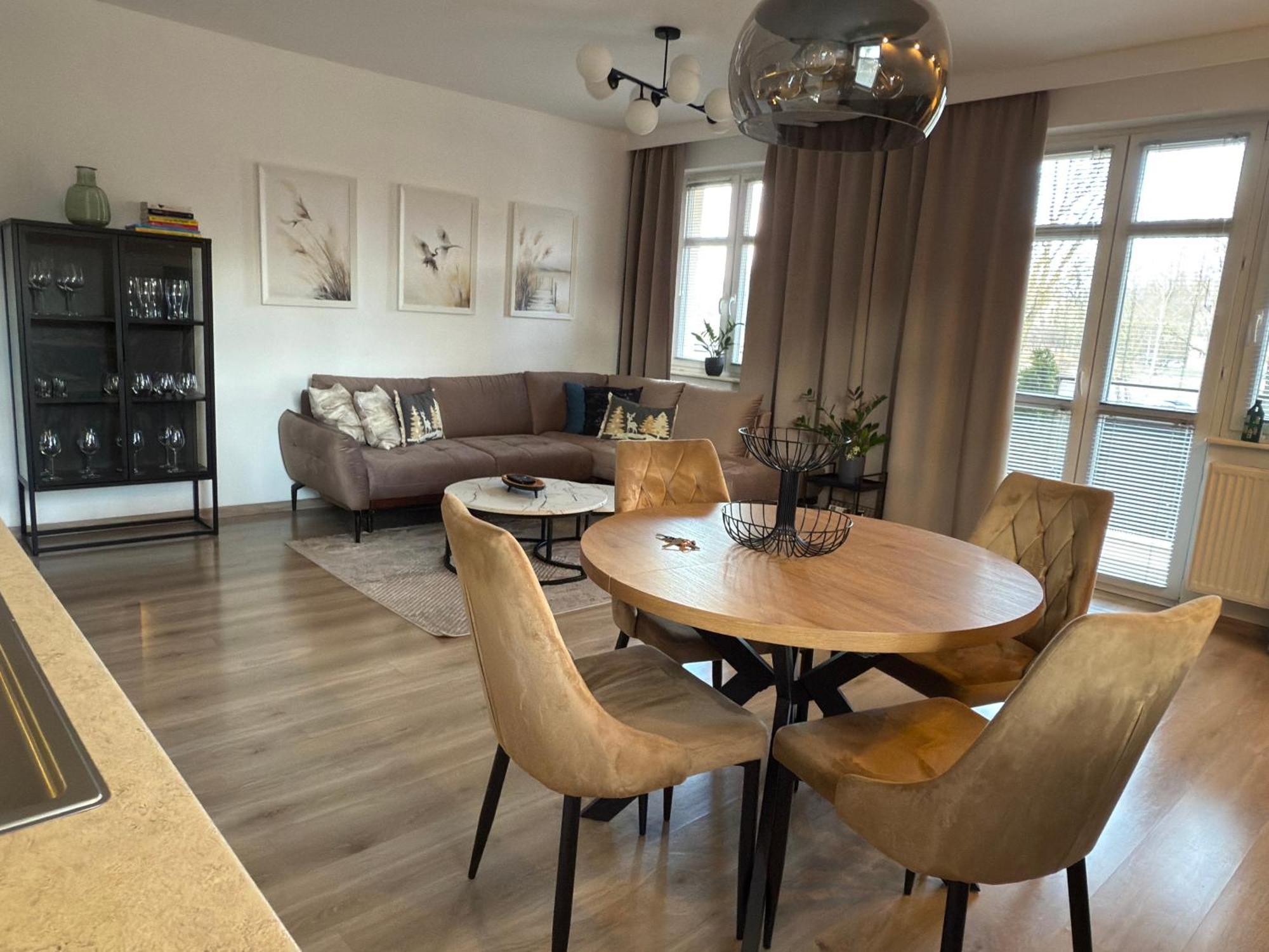 Apartament W Centrum Z Widokiem Na Jeziorko Кентшин Экстерьер фото
